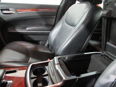 2012 Chrysler 300 Series Limited   - Photo 44 - Dublin, CA 94568