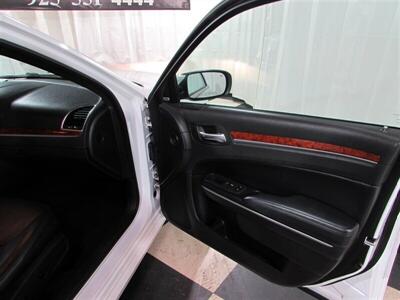 2012 Chrysler 300 Series Limited   - Photo 70 - Dublin, CA 94568