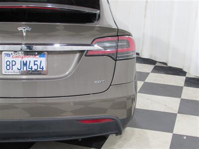 2016 Tesla Model X 60D   - Photo 11 - Dublin, CA 94568