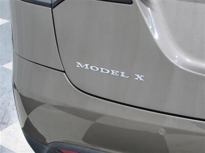 2016 Tesla Model X 60D   - Photo 12 - Dublin, CA 94568