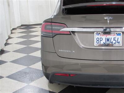 2016 Tesla Model X 60D   - Photo 10 - Dublin, CA 94568