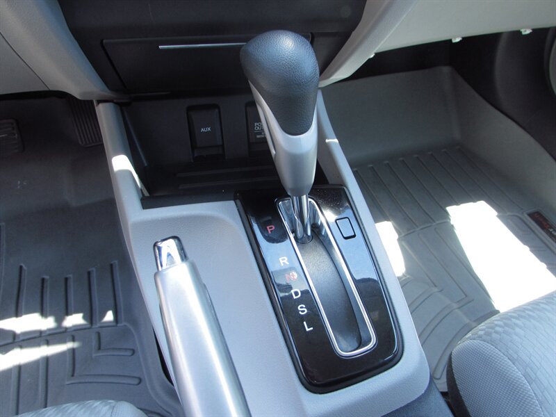 2014 Honda Civic LX - Photo 17 - Dublin, CA 94568