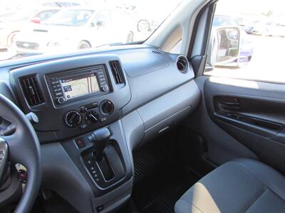 2019 Nissan NV200 SV   - Photo 18 - Dublin, CA 94568