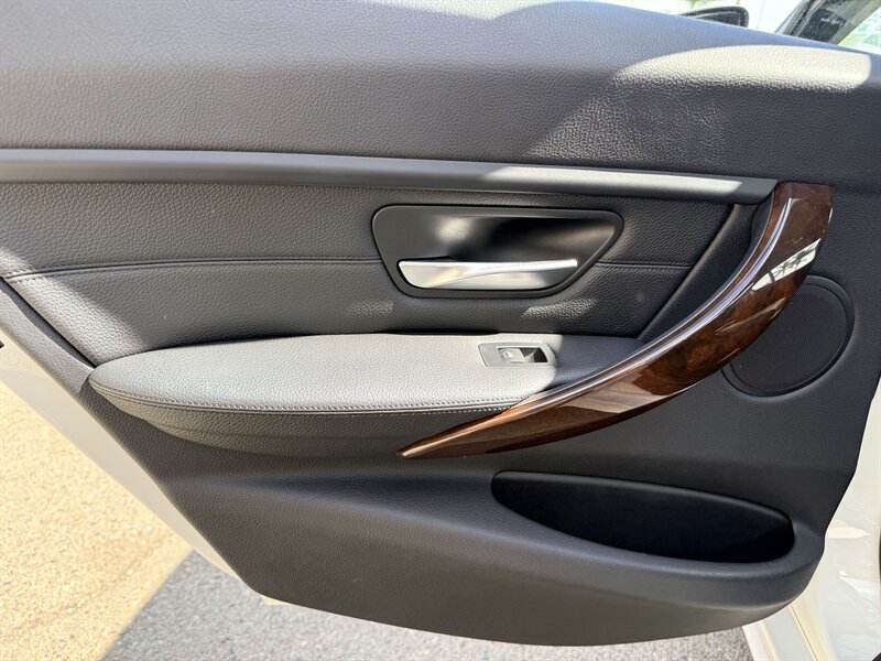 2015 BMW 3 Series 328i - Photo 22 - Dublin, CA 94568