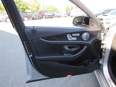 2019 Mercedes-Benz E 300   - Photo 9 - Dublin, CA 94568
