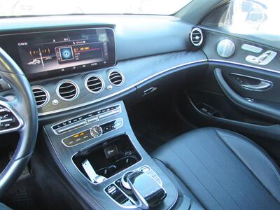 2019 Mercedes-Benz E 300   - Photo 17 - Dublin, CA 94568