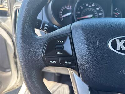 2014 Kia Rio 5-Door LX   - Photo 21 - Dublin, CA 94568