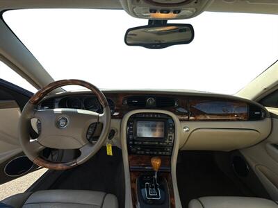 2004 Jaguar Vanden Plas   - Photo 10 - Dublin, CA 94568