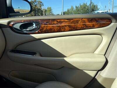 2004 Jaguar Vanden Plas   - Photo 21 - Dublin, CA 94568