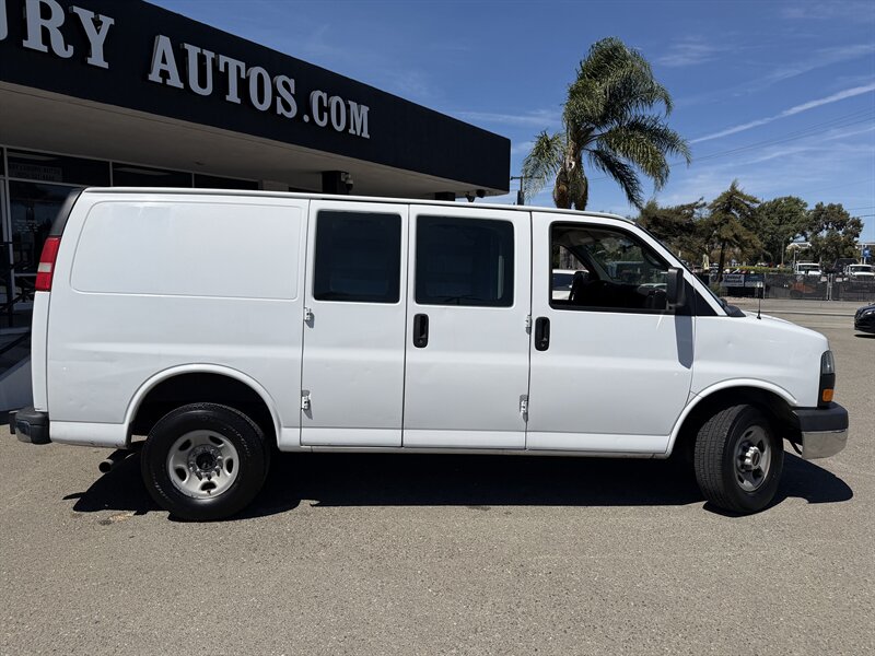 2014 GMC Savana 2500 - Photo 8 - Dublin, CA 94568