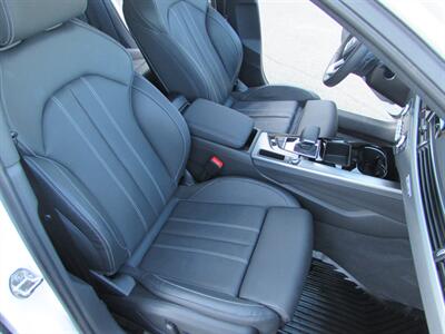 2023 Audi A4 quattro S line Prem Plus - Photo 29 - Dublin, CA 94568