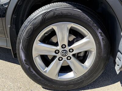 2015 Toyota RAV4 XLE - Photo 31 - Dublin, CA 94568