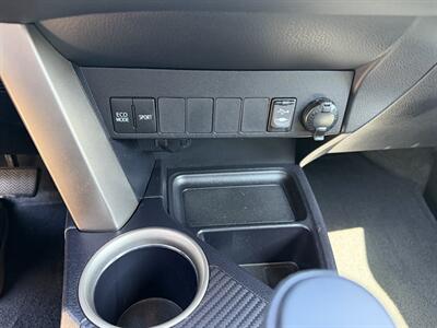 2015 Toyota RAV4 XLE - Photo 19 - Dublin, CA 94568