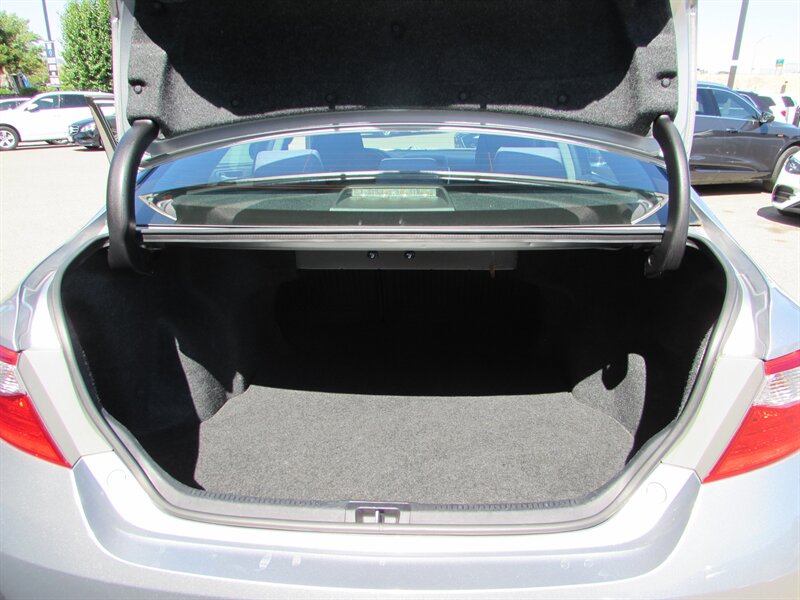 2015 Toyota Camry LE - Photo 23 - Dublin, CA 94568