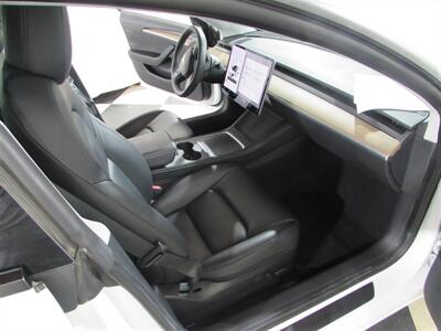 2021 Tesla Model 3 Standard Range Plus   - Photo 16 - Dublin, CA 94568