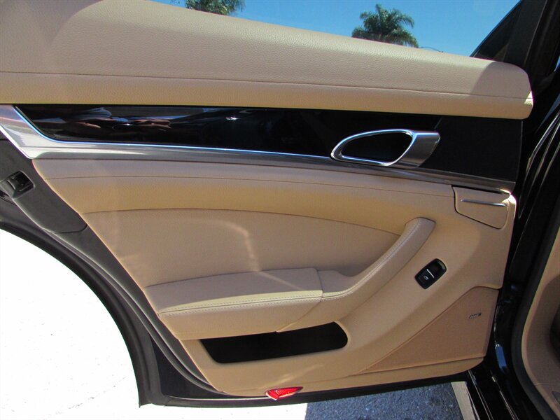 2015 Porsche Panamera 4 - Photo 26 - Dublin, CA 94568