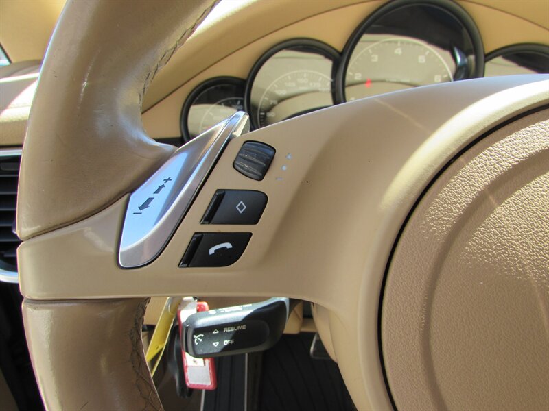 2015 Porsche Panamera 4 - Photo 12 - Dublin, CA 94568