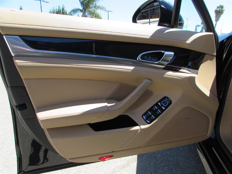 2015 Porsche Panamera 4 - Photo 24 - Dublin, CA 94568