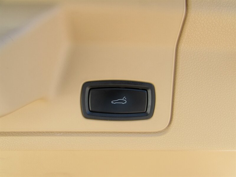 2015 Porsche Panamera 4 - Photo 30 - Dublin, CA 94568