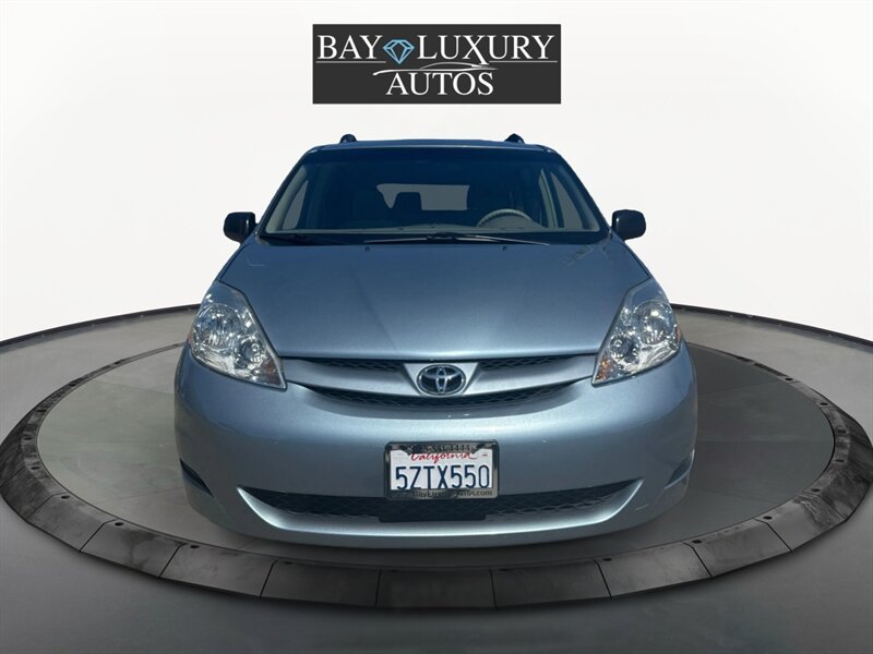 2007 Toyota Sienna CE 7-Passenger  