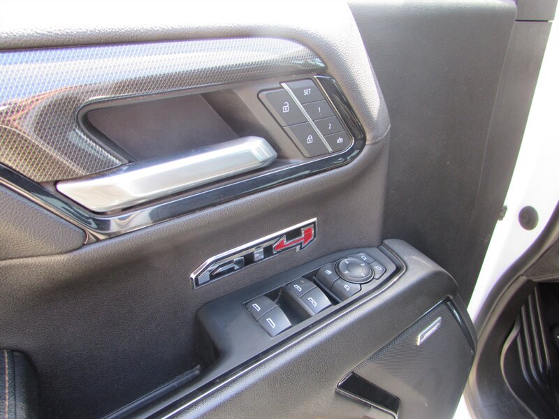 2023 GMC Sierra 1500 AT4 - Photo 11 - Dublin, CA 94568
