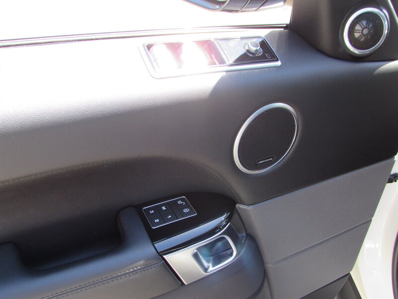 2020 Land Rover Range Rover Sport HSE - Photo 24 - Dublin, CA 94568