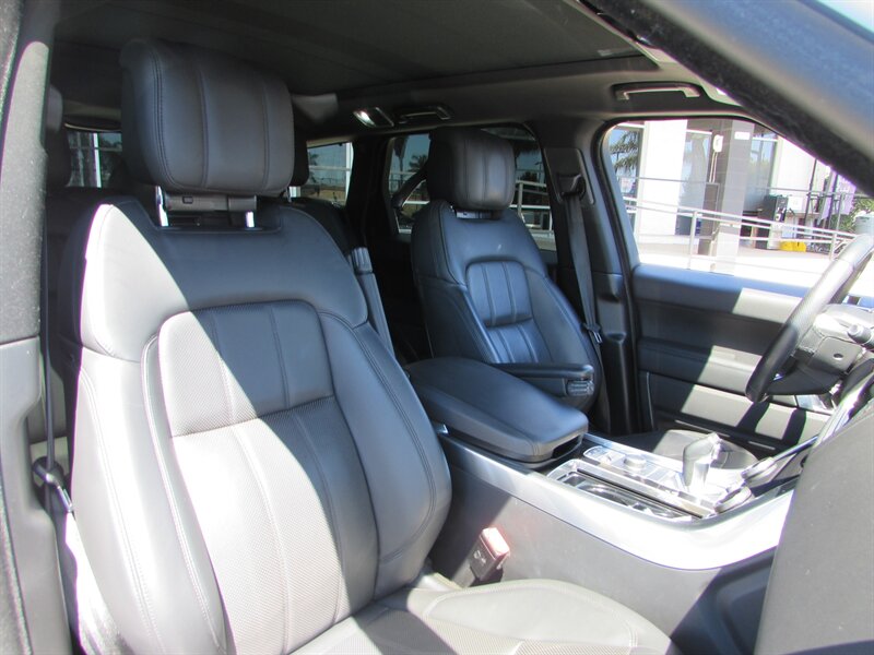 2020 Land Rover Range Rover Sport HSE - Photo 33 - Dublin, CA 94568