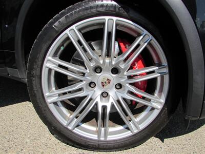2013 Porsche Cayenne Turbo - Photo 33 - Dublin, CA 94568