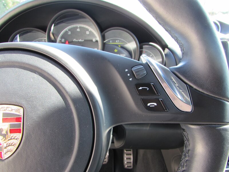 2013 Porsche Cayenne Turbo - Photo 14 - Dublin, CA 94568