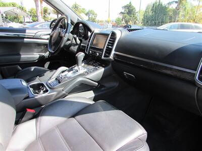 2013 Porsche Cayenne Turbo - Photo 30 - Dublin, CA 94568