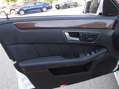 2013 Mercedes-Benz E 350 Luxury 4MATIC - Photo 9 - Dublin, CA 94568