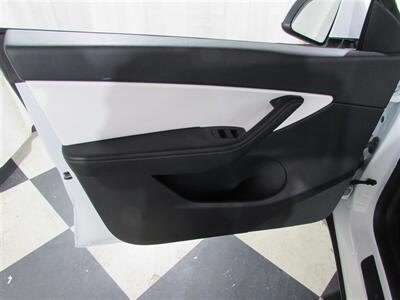 2021 Tesla Model Y Long Range   - Photo 13 - Dublin, CA 94568