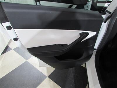 2021 Tesla Model Y Long Range   - Photo 15 - Dublin, CA 94568