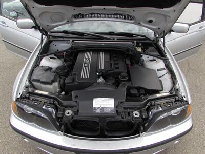 2003 BMW 3 Series 325i   - Photo 34 - Dublin, CA 94568