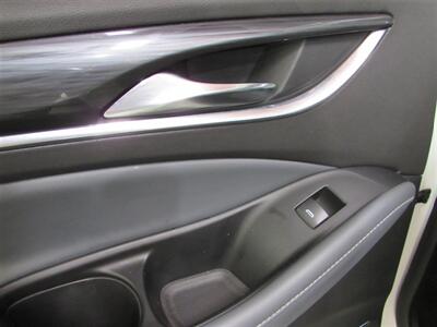 2024 Buick Enclave Premium   - Photo 24 - Dublin, CA 94568