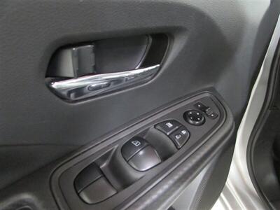 2021 Nissan Versa SV   - Photo 14 - Dublin, CA 94568