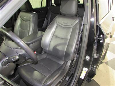 2023 Cadillac XT6 Premium Luxury   - Photo 10 - Dublin, CA 94568