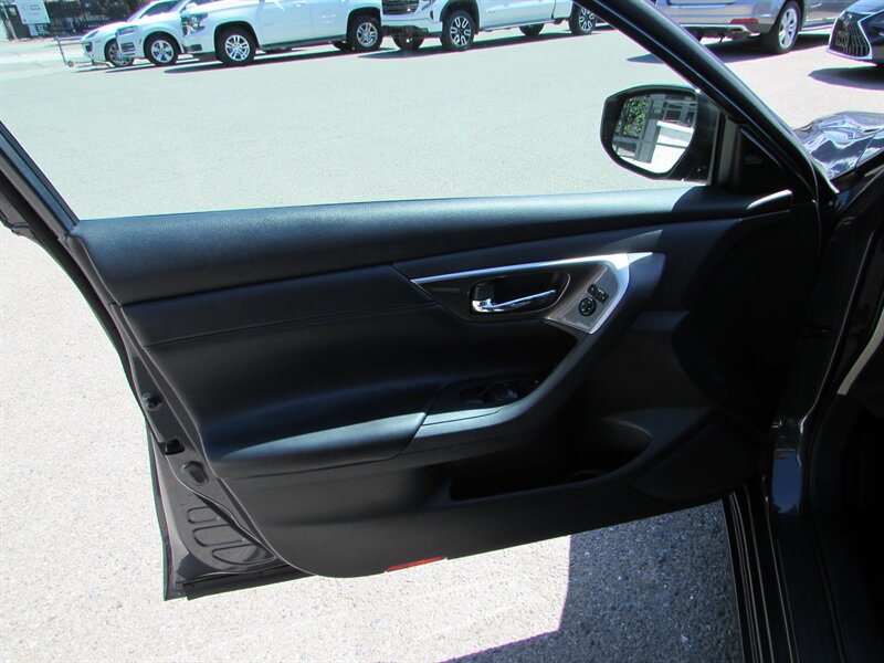 2013 Nissan Altima 2.5 SL - Photo 10 - Dublin, CA 94568