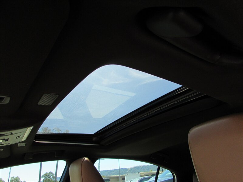 2021 Lexus ES 300h Luxury - Photo 21 - Dublin, CA 94568