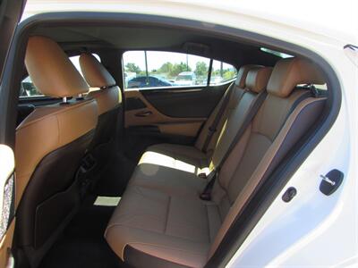2021 Lexus ES 300h Luxury - Photo 27 - Dublin, CA 94568
