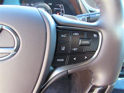 2021 Lexus ES 300h Luxury - Photo 13 - Dublin, CA 94568