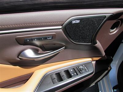 2021 Lexus ES 300h Luxury - Photo 24 - Dublin, CA 94568