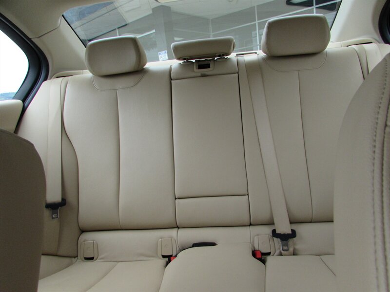 2014 BMW 3 Series 335i - Photo 16 - Dublin, CA 94568