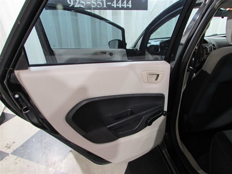 2013 Ford Fiesta S   - Photo 28 - Dublin, CA 94568
