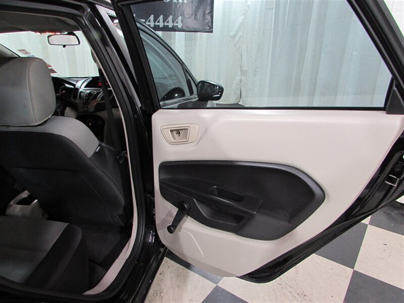 2013 Ford Fiesta S   - Photo 36 - Dublin, CA 94568