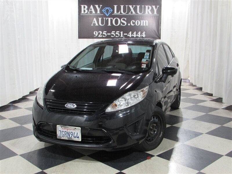2013 Ford Fiesta S   - Photo 2 - Dublin, CA 94568