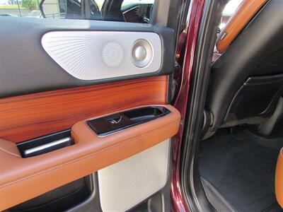 2018 Lincoln Navigator L 4x4 Reserve   - Photo 25 - Dublin, CA 94568