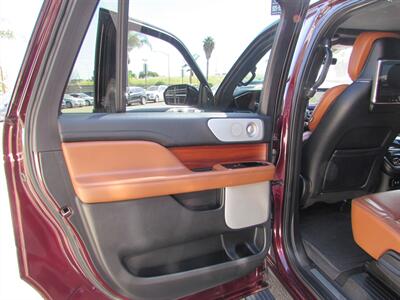 2018 Lincoln Navigator L 4x4 Reserve   - Photo 24 - Dublin, CA 94568