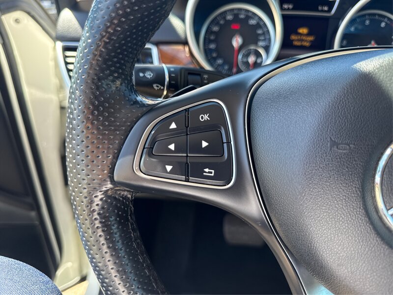 2016 Mercedes Benz GLE 350 4MATIC photo 21