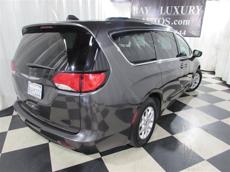 2021 Chrysler Voyager LXi   - Photo 24 - Dublin, CA 94568